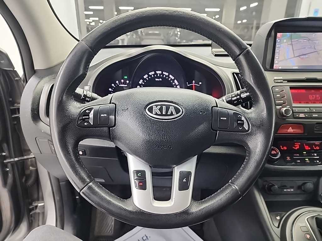 KIA Sportage - Vista 9