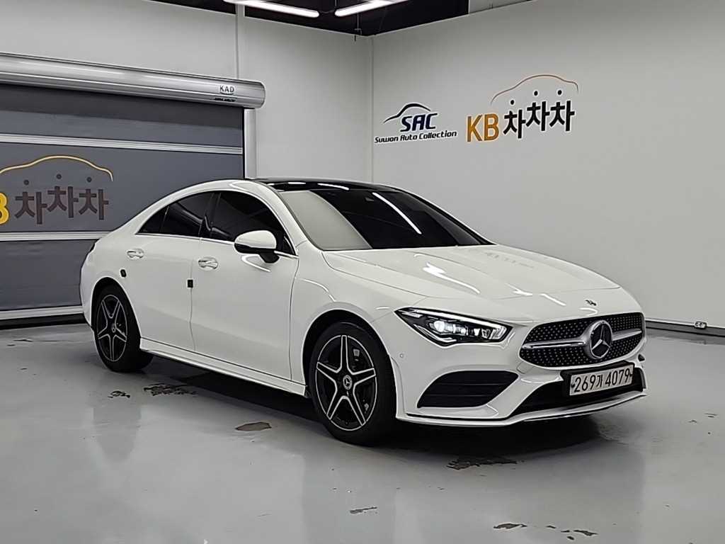 Mercedes Benz CLA Class - Vista 4