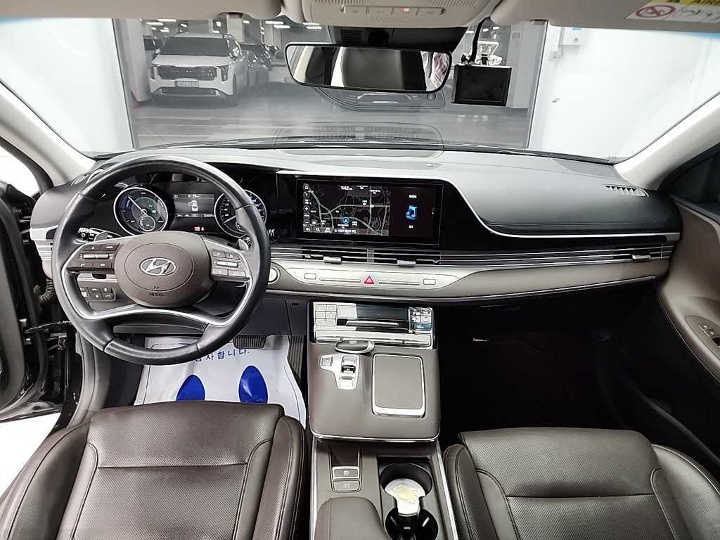 HYUNDAI Grandeur - Vista 7