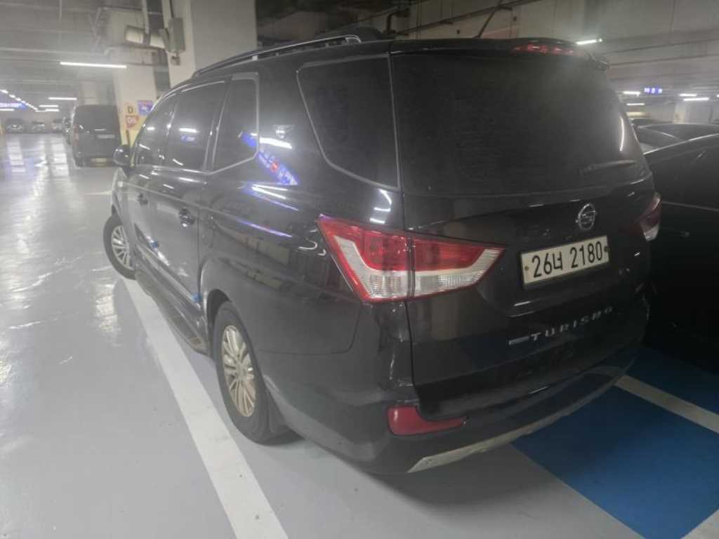 Ssangyong Korando - Vista 5