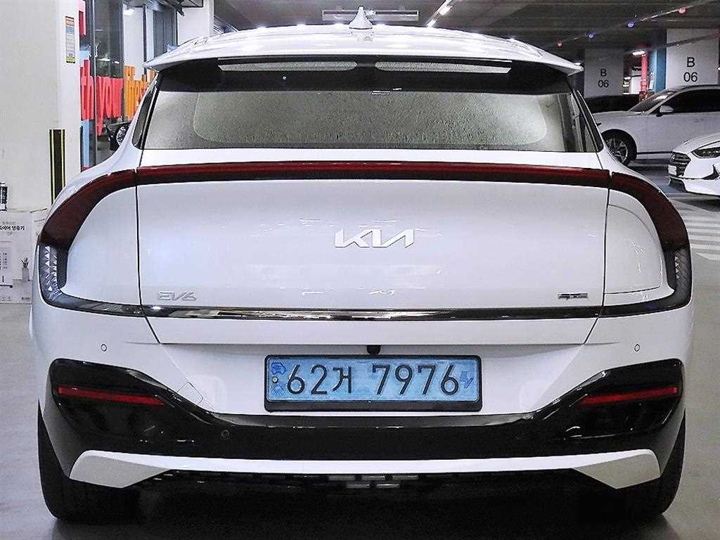 KIA EV6 - Vista 5