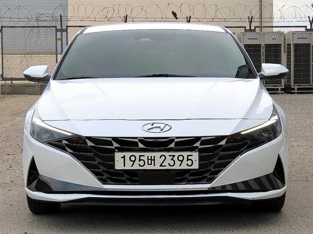 HYUNDAI Avante 2023 - Importación desde Corea - HF Imports Iquique - Foto 1