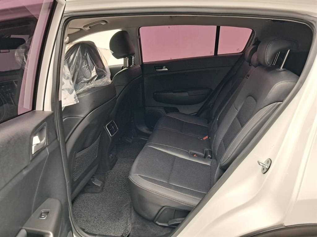 KIA Sportage - Vista 12