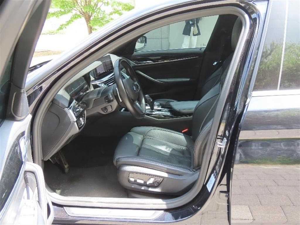 BMW 5 Series 2020 - Importación desde Corea - HF Imports Iquique - Foto 13