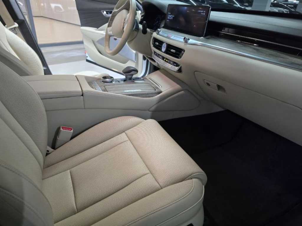 KIA K9 - Vista 12