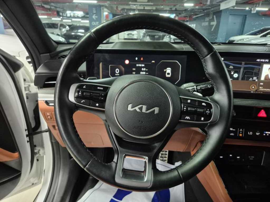 KIA K5 - Vista 11
