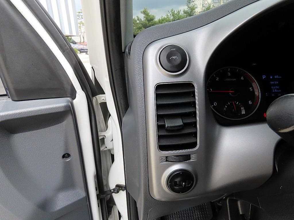 Small Truck Top_sliding tower car 2025 - Importación desde Corea - HF Imports Iquique - Foto 13