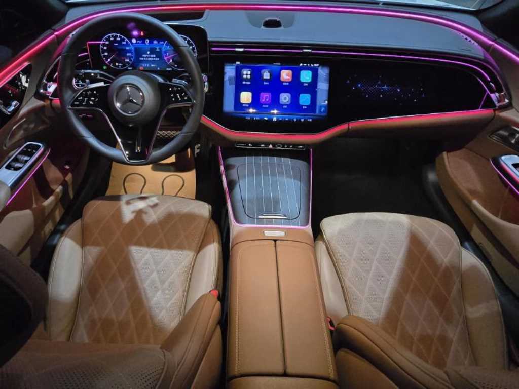 Mercedes Benz E class - Vista 7