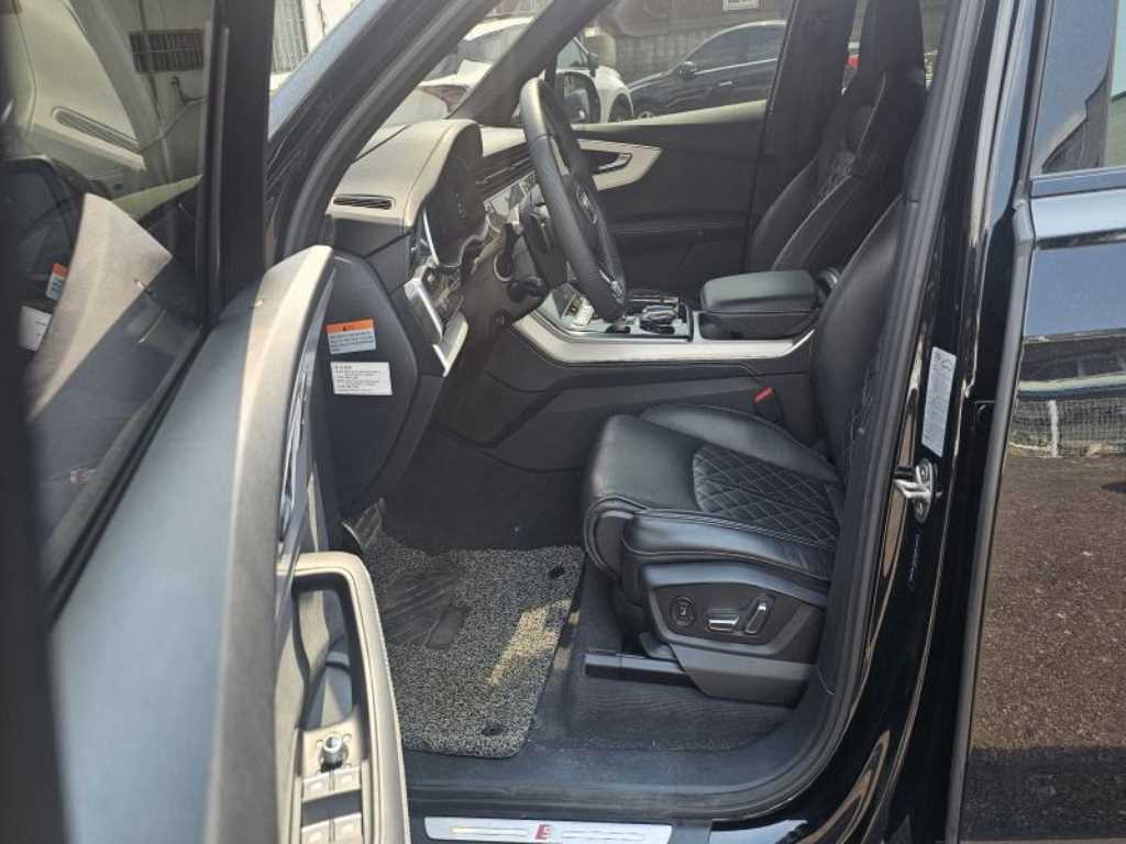 Audi Q7 - Vista 6