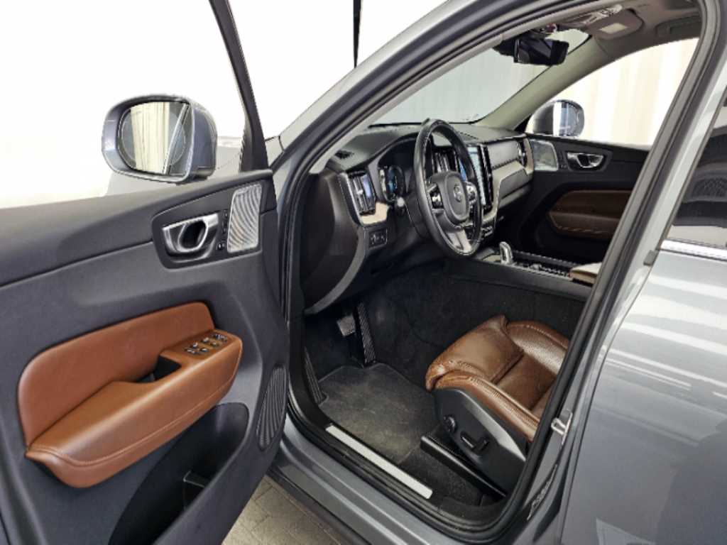 Volvo XC60 - Vista 10