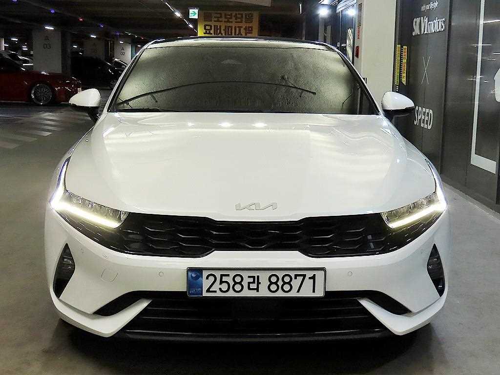 KIA K5 2023 Blanco - Importación desde Corea - HF Imports Iquique - Foto 1