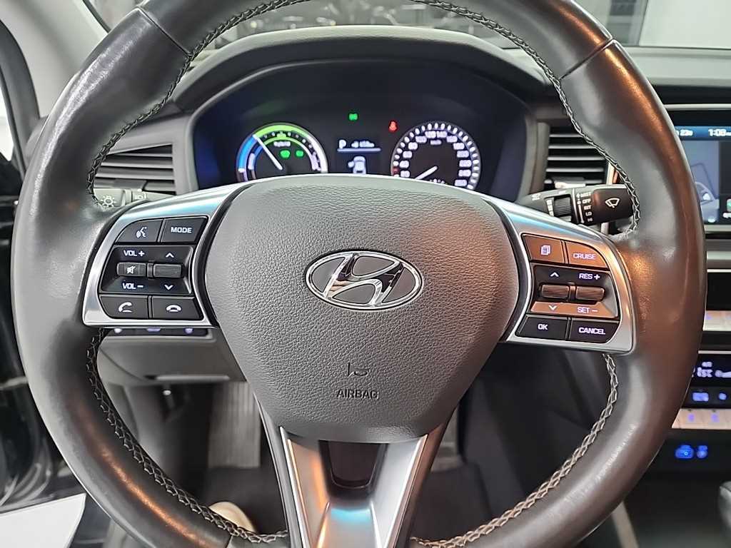 HYUNDAI Sonata - Vista 9
