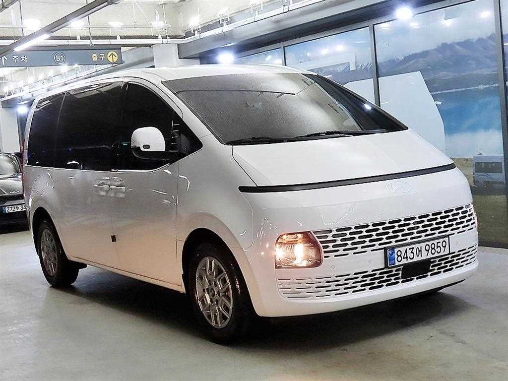 HYUNDAI Staria 2025 Blanco - Importación desde Corea - HF Imports Iquique - Foto 1