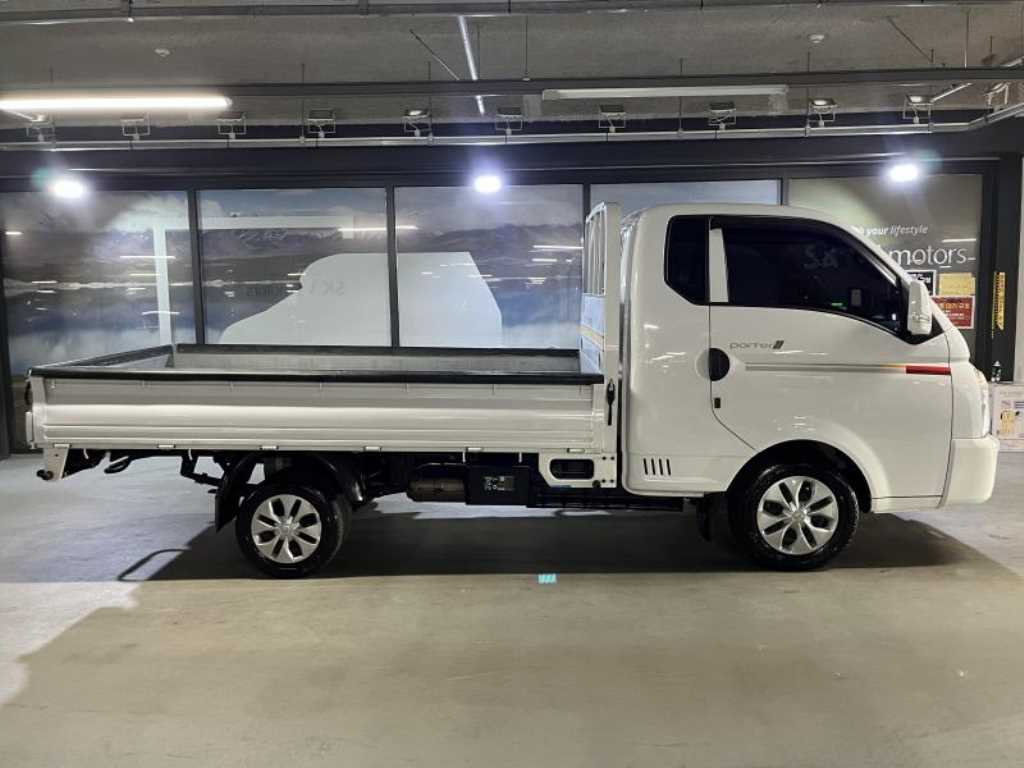 Small Truck Cargo (small) - Vista 3