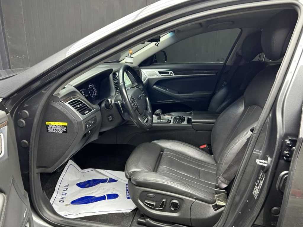 Genesis G80 - Vista 5