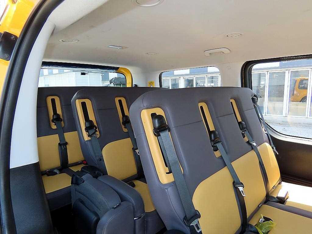HYUNDAI Staria - Vista 7