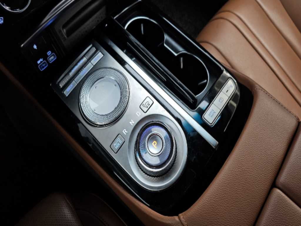 Genesis G80 - Vista 9