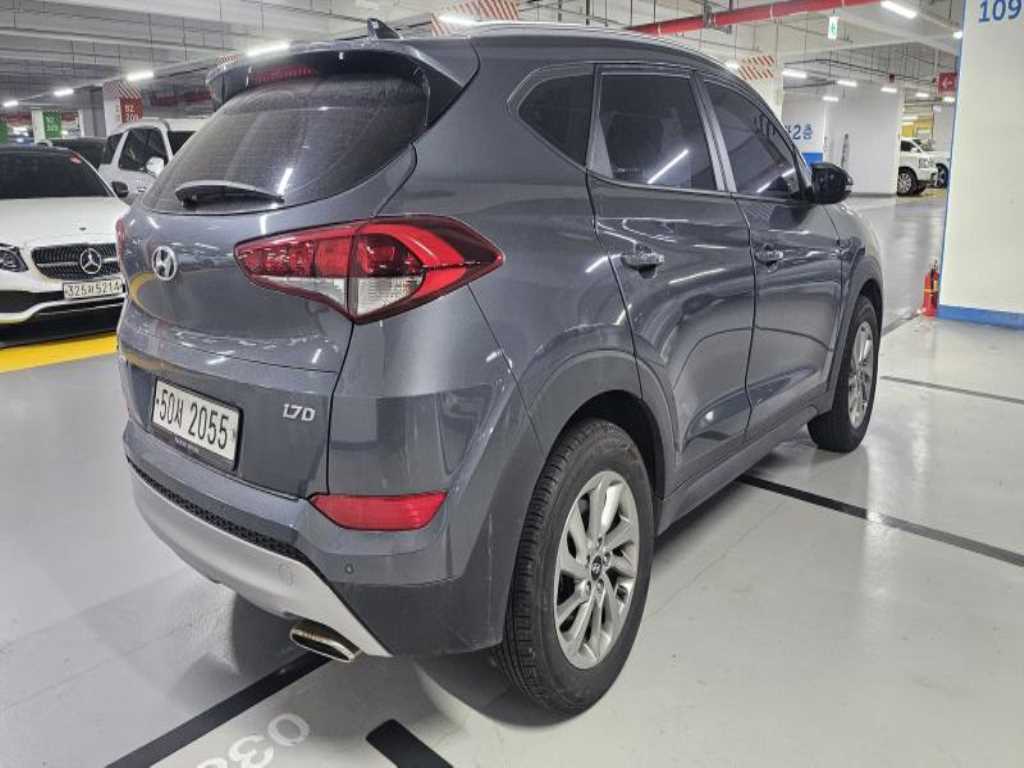 HYUNDAI Tucson - Vista 4
