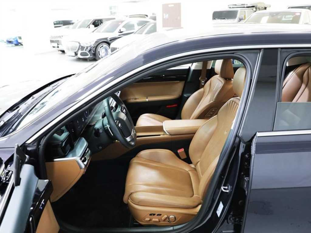 HYUNDAI Grandeur - Vista 9