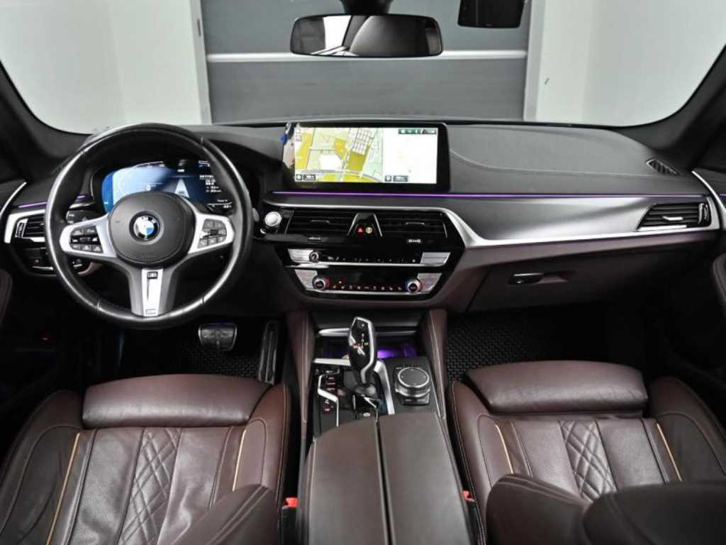 BMW 5 Series - Vista 7