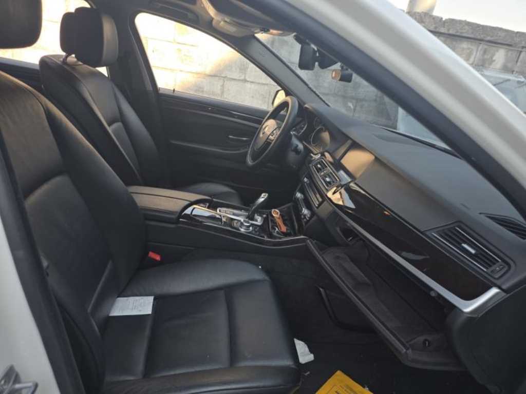 BMW 5 Series - Vista 4