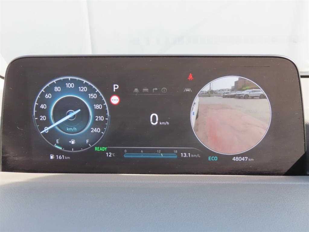 HYUNDAI Staria - Vista 11