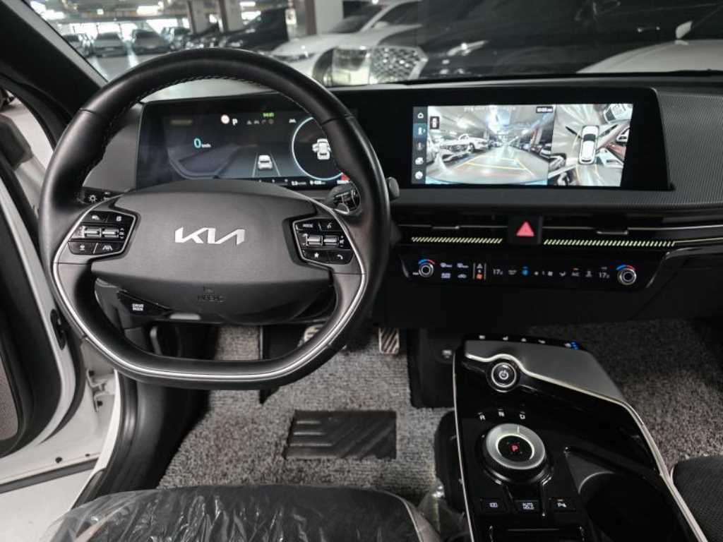 KIA EV6 - Vista 8