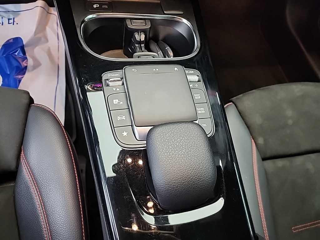 Mercedes Benz A Class 2021 Blanco - Importación desde Corea - HF Imports Iquique - Foto 15