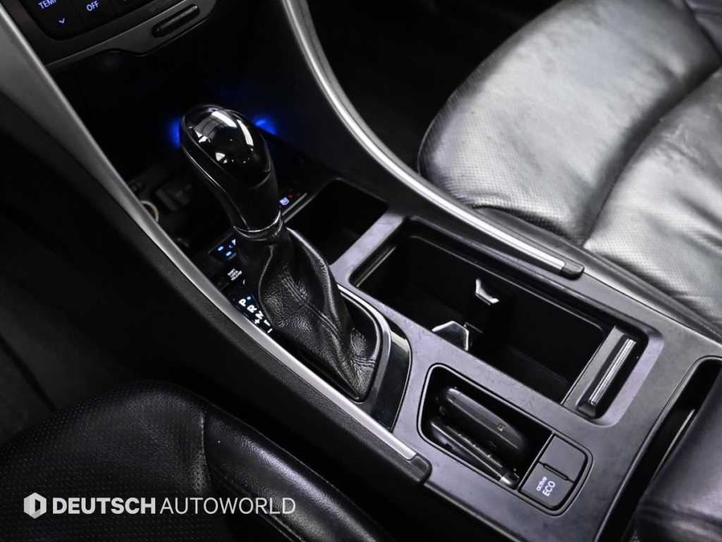 HYUNDAI Sonata 2014 Blanco - Importación desde Corea - HF Imports Iquique - Foto 19