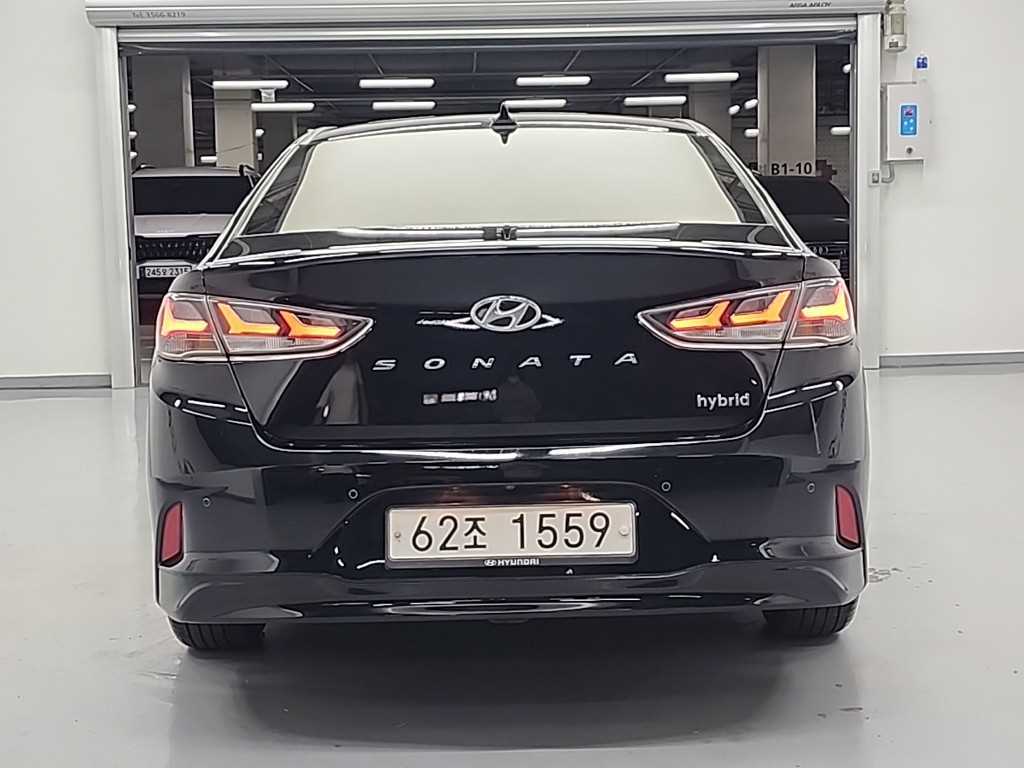 HYUNDAI Sonata - Vista 3