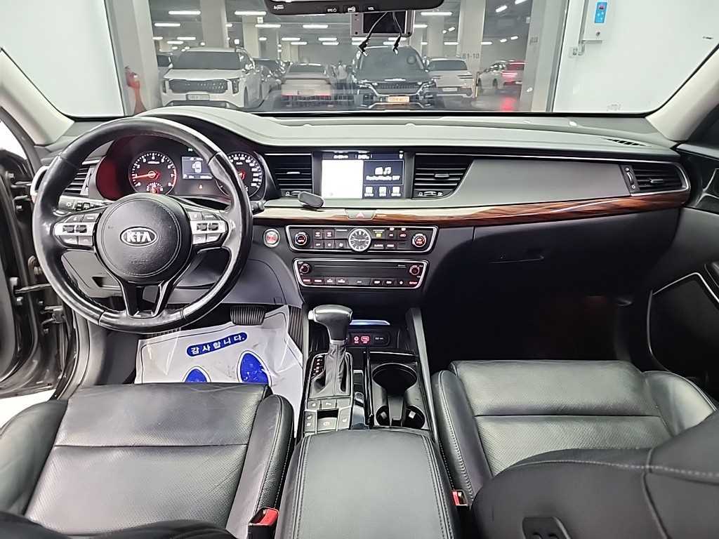 KIA K7 - Vista 7