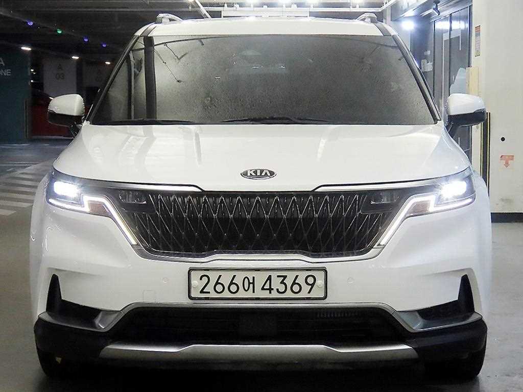 KIA Carnival - Vista 2