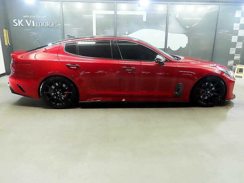 KIA Stinger - Vista 3