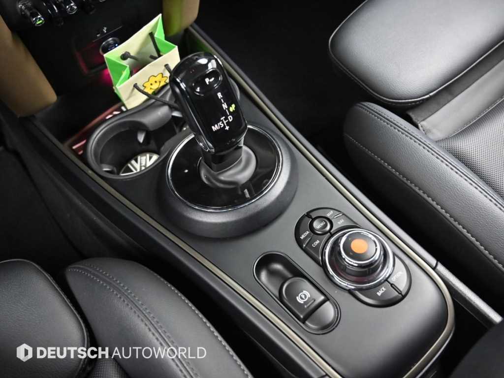 Mini Countryman 2020 Blanco - Importación desde Corea - HF Imports Iquique - Foto 18