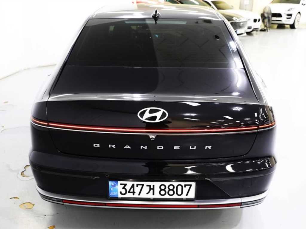 HYUNDAI Grandeur - Vista 6