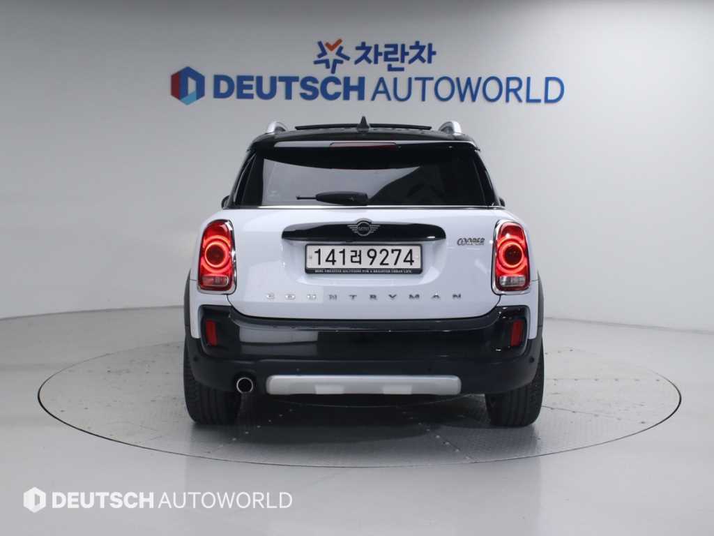 Mini Countryman - Vista 4