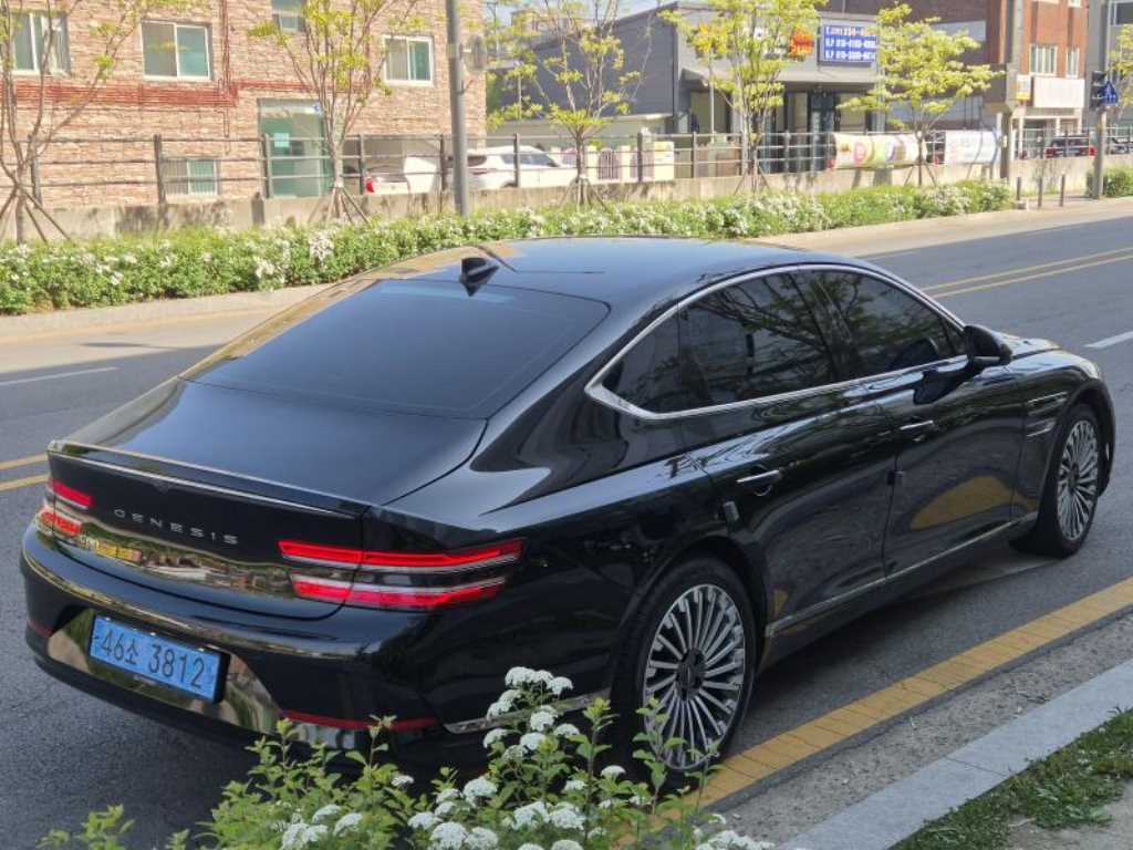 Genesis G80 - Vista 5