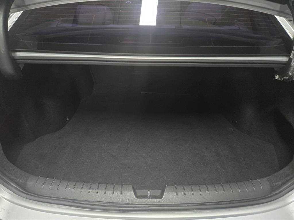 HYUNDAI Sonata - Vista 9