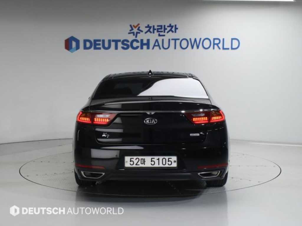 KIA K7 - Vista 4