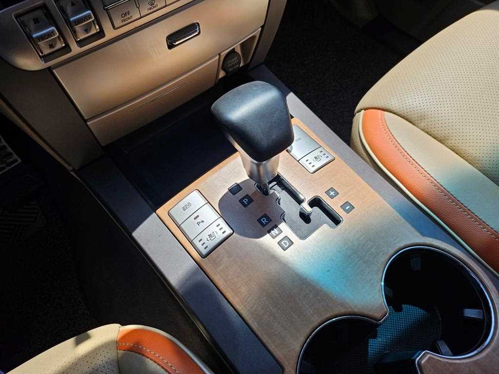 KIA Mohave - Vista 10