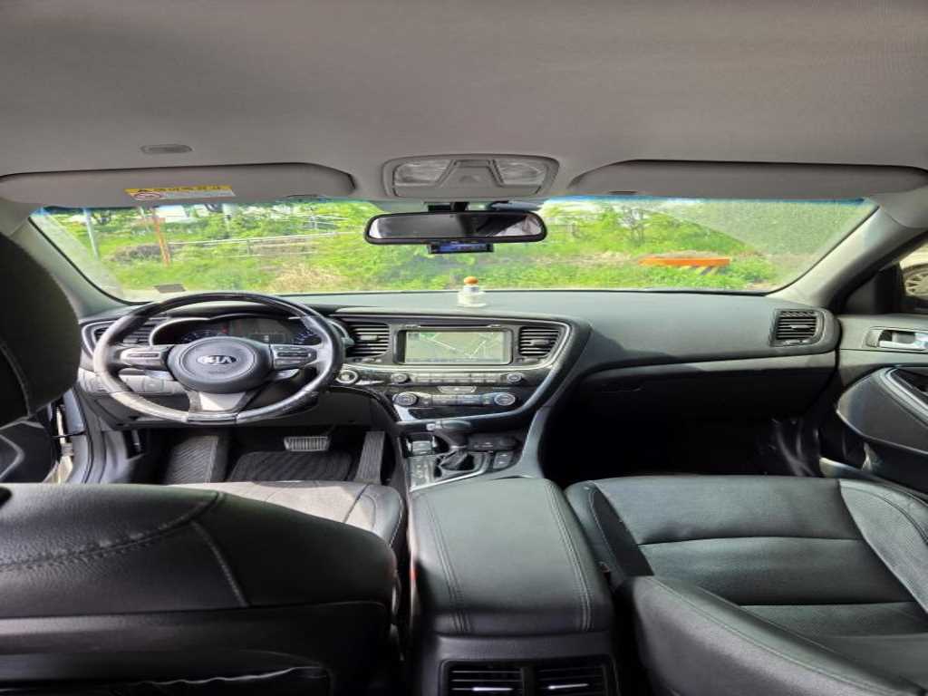 KIA K5 - Vista 6