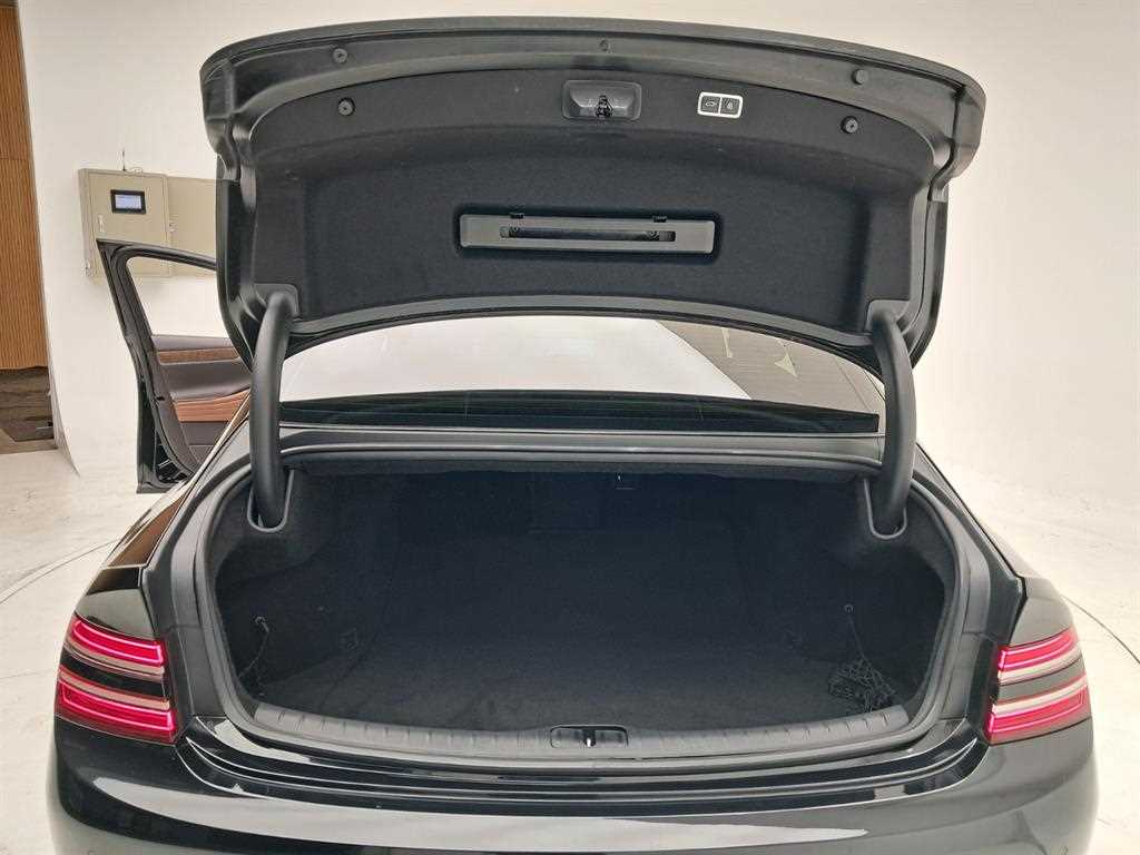 Genesis G80 2022 Negro - Importación desde Corea - HF Imports Iquique - Foto 18