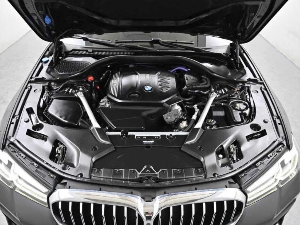 BMW 5 Series - Vista 6