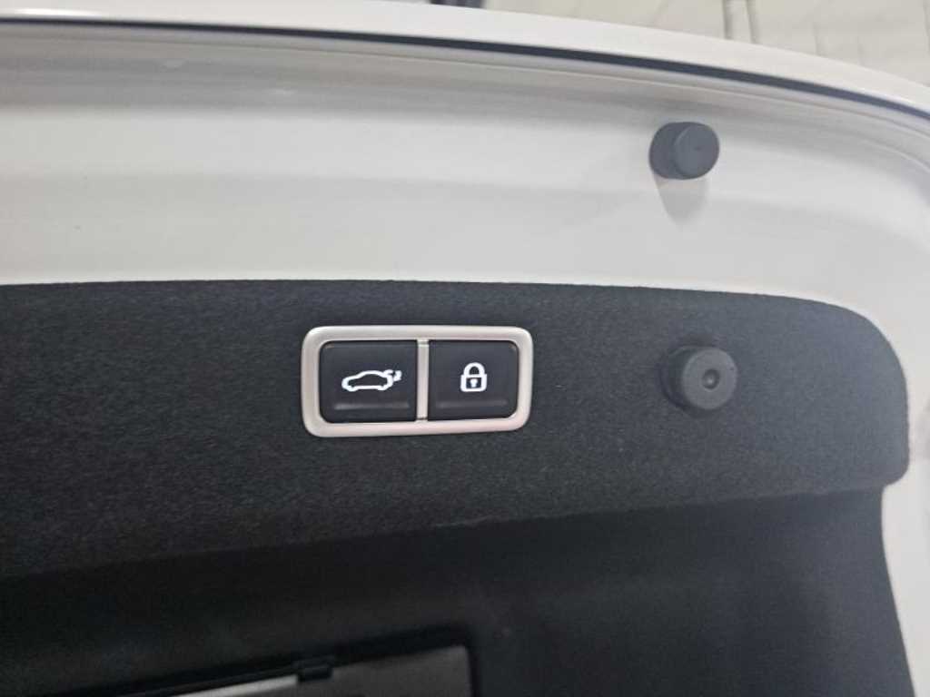 Genesis G70 2022 Blanco - Importación desde Corea - HF Imports Iquique - Foto 19
