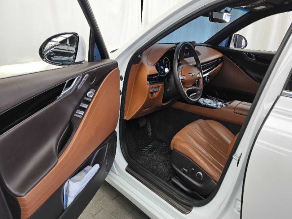Genesis G80 - Vista 10