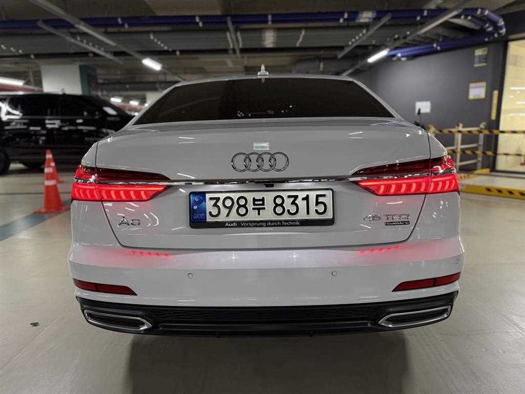 Audi A6 - Vista 5