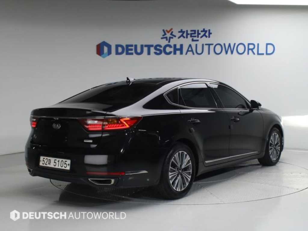KIA K7 - Vista 3