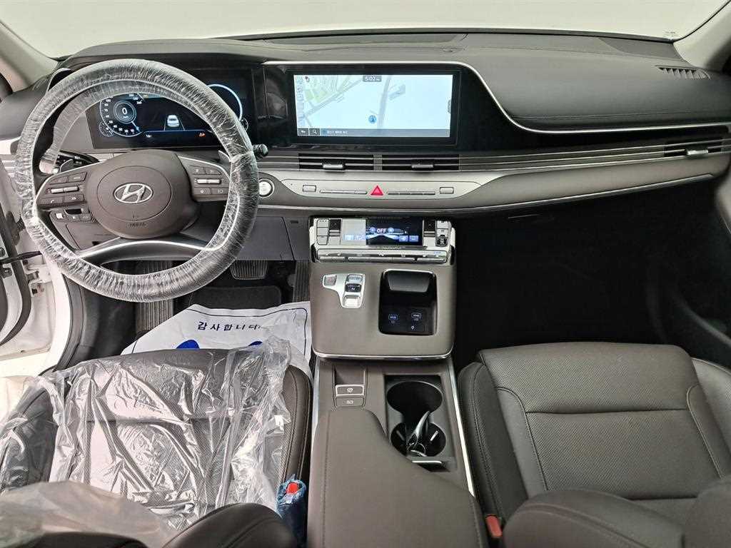 HYUNDAI Grandeur - Vista 6