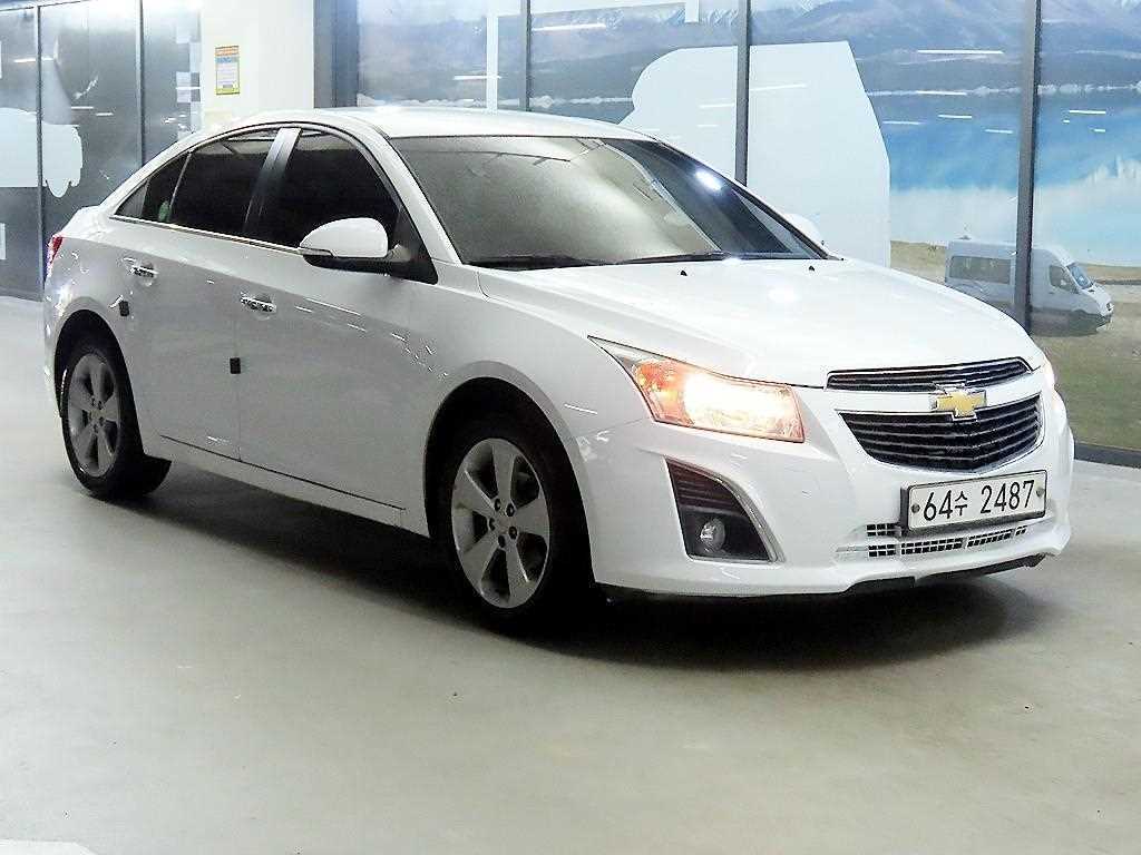 Chevrolet Cruise 2014 Blanco - Importación desde Corea - HF Imports Iquique - Foto 1