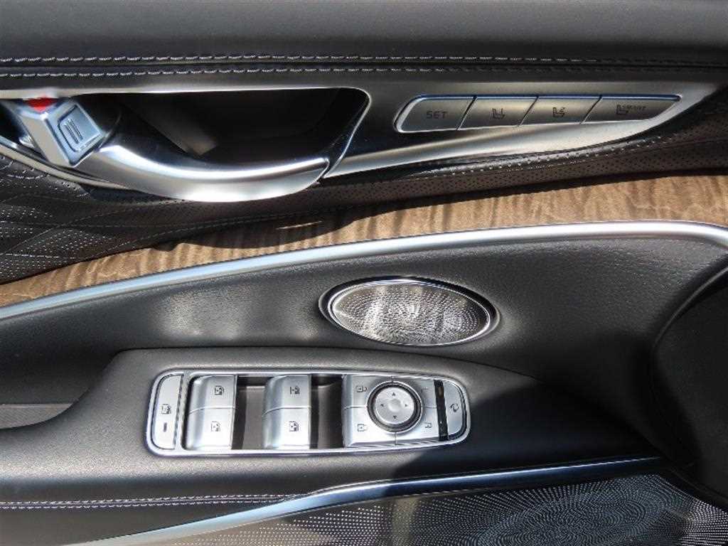 KIA K9 - Vista 12